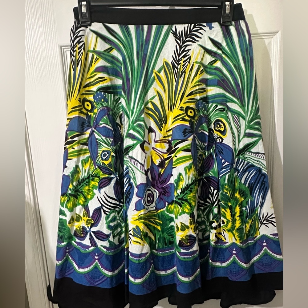 Colorful skirt for any occasion!